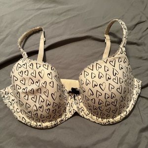 VICTORIAS SECRET BRA - good condition